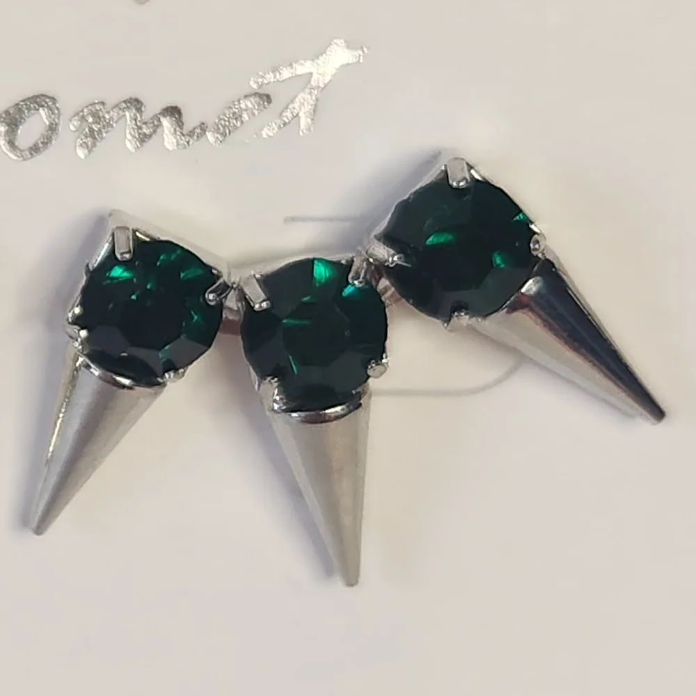 G.comet Metal Rhinestone Button Earring Set - Picture 5 of 7
